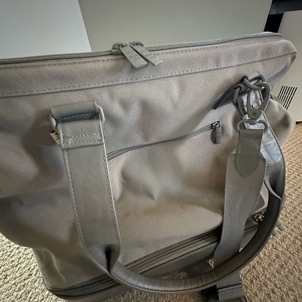 Beis Mini Weekender Bag in Gray